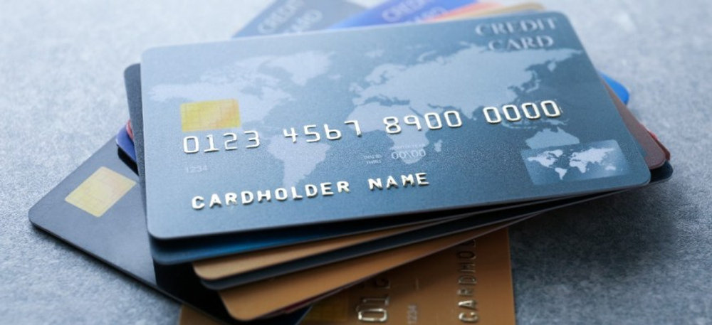 Philippines Credit Card Debt Reaches Critical Risk Levels